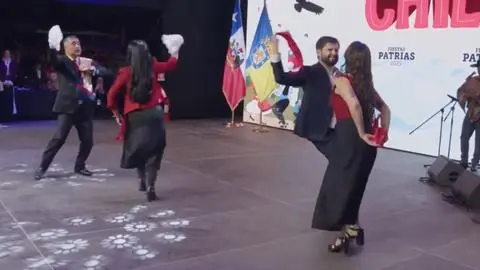 Presidente Gabriel Boric inaugura fondas en Parque O’Higgins