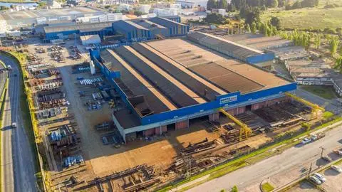 “La preocupación es que pase lo mismo que en Huachipato”: Trabajadores de histórica metalúrgica en Talcahuano temen repetir el destino de la siderúrgica