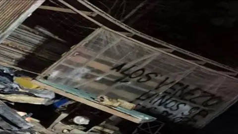 “A los venezolanos se les respeta”: La consigna que apareció en incendio intencional en Pucón