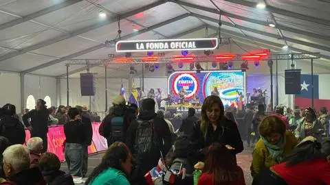 Comienzan las fondas en el Estadio Ester Roa Rebolledo: Conoce precios para estas Fiestas Patrias 2025 en Concepción