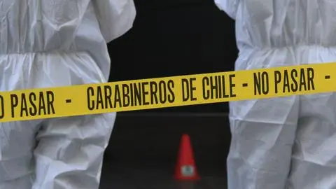Persona fallece tras recibir disparos en una feria navideña informal que se había instalado anoche en la comuna de Puente Alto