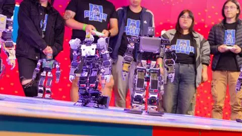 Una feroz batalla de robots se vivió en el Torneo Arena III 2025 del Duoc UC Concepción