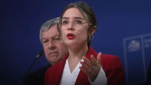 Vallejo responde a requerimiento del PSC y acusa intento de “silenciar” al gobierno