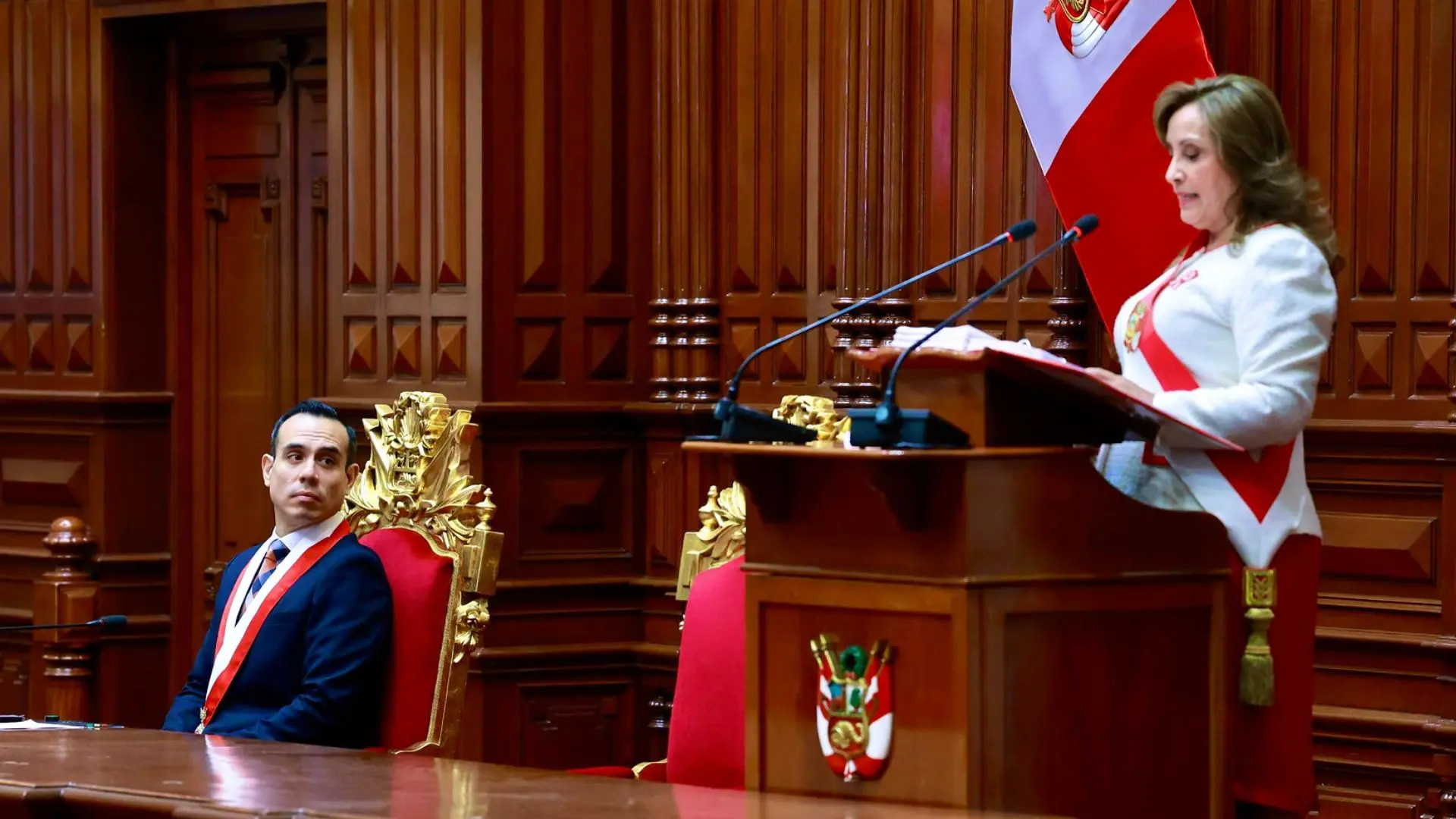 Perú vive nueva crisis política: Congreso destituye a presidenta Dina Boluarte
