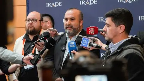 “Caricaturas y discursos de odio”: Delegado presidencial del Biobío frente a cuestionamientos del gobernador regional en Erede 2025