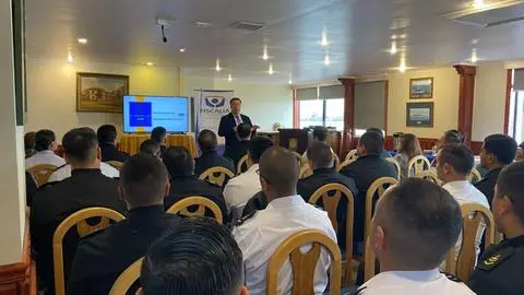 Juzgado de Garantía de Tomé organiza inédita capacitación a fiscalizadores de la Armada