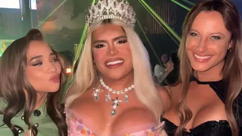 Princesa Alba llega a “Wicked por siempre” en México tras presentación en Fiebre de Baile