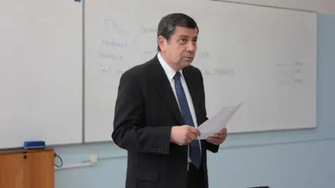 Fallece destacado periodista y profesor Universidad de Concepción, Carlos Oliva Quezada