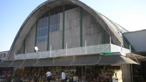 Reevaluarán convenio para reconstrucción del Mercado de Concepción: GORE Biobío asegura que “no debería significar más tiempo”