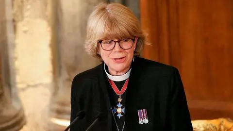 Canterbury elige a Sarah Mullally como arzobispa: Será la primera mujer en dirigir la Iglesia de Inglaterra