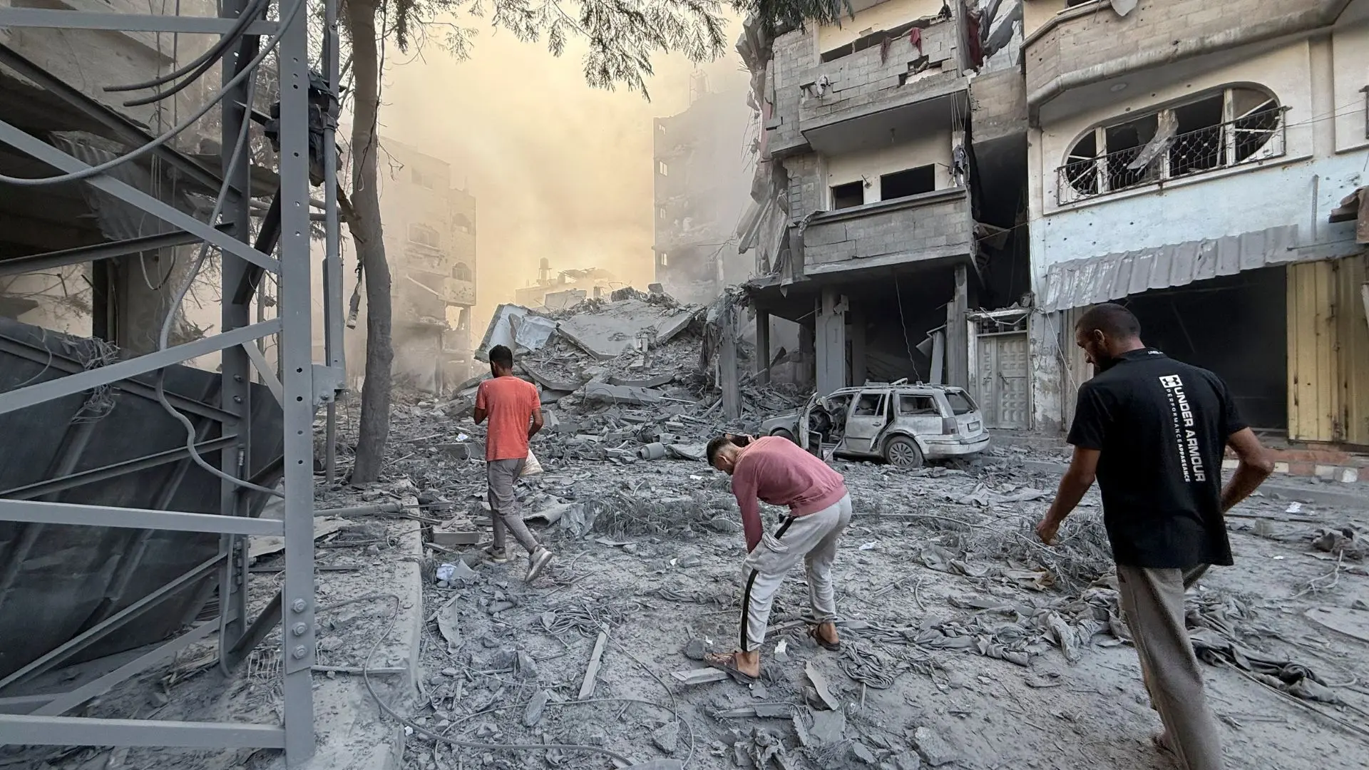 Israel vuelve a bombardear Gaza tras acusar a Hamás de violar el alto al fuego