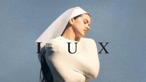 Lux: el último album de Rosalía que promete sonar diferente a todo lo que ha hecho antes