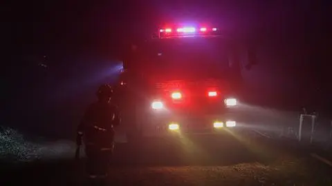 Un menor de edad y una mujer perdieron la vida tras incendio de vivienda durante la madrugada en la comuna de Río Bueno