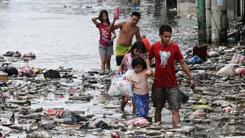 El supertifón Fung-wong deja 18 muertos en Filipinas y se acerca a Taiwán