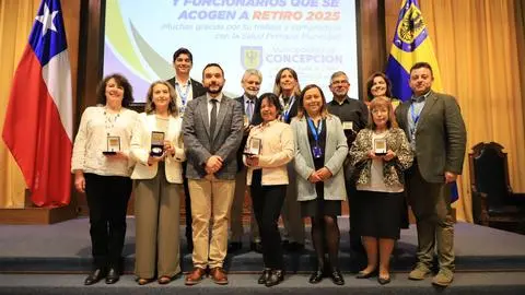 Funcionarios de la salud acogidos a retiro fueron reconocidos por municipio de Concepción
