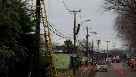 Frontel continúa reforzando el trabajo en terreno para garantizar continuidad y calidad del servicio eléctrico durante el verano