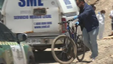Conductores hallaron el cuerpo: Ciclista muere tras ser atacado por una jauría de perros en la Cuesta Cardones en Copiapó