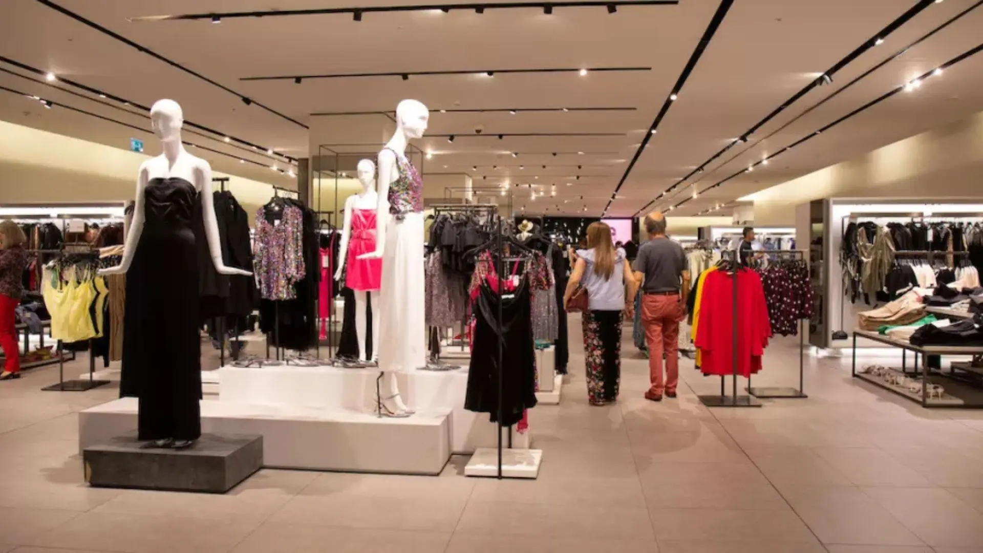 Reconocida tienda de ropa concreta masivo cierre de locales: al menos 60 sucursales afectadas