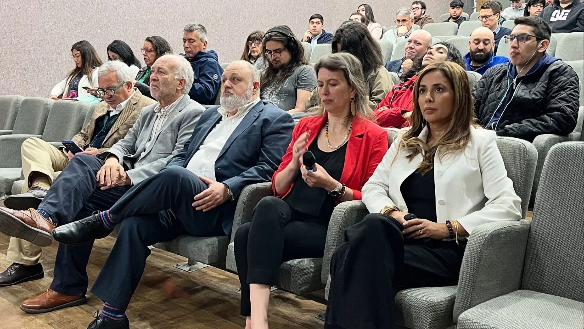 Santo Tomás Concepción y CPC Biobío realizan charla sobre ciberseguridad y protección de datos: un llamado urgente a la acción para organizaciones y empresas