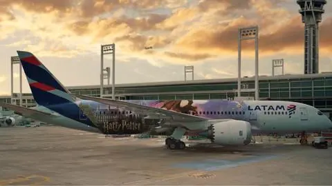 ¿Te gustaría verlo en Concepción?: Latam presenta aviones de Harry Potter con experiencias únicas