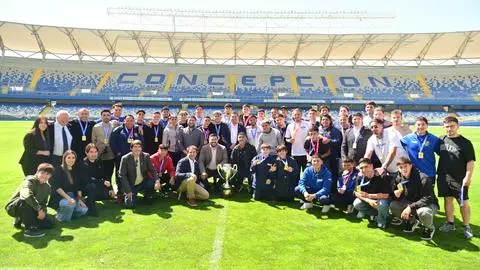 Campeones de la primera B fueron reconocidos por municipio de Concepción