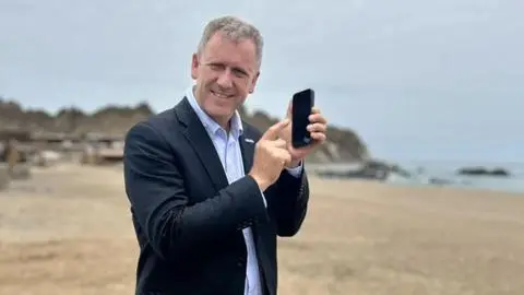 Chile se transforma en el primer país de Latinoamérica en ofrecer comercialmente el servicio satelital directo al celular