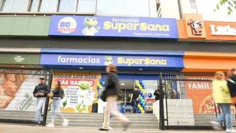 Super Sana: la nueva farmacia de precios bajos que aterriza en Chile con su primera sucursal