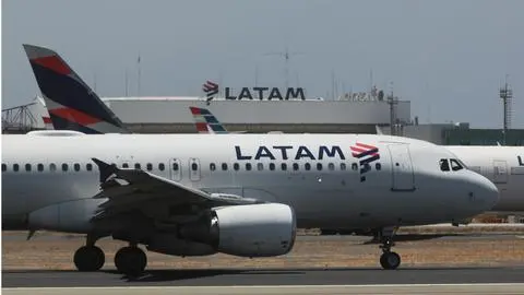 Sindicato de pilotos de Latam finaliza huelga tras llegar a acuerdo con la empresa