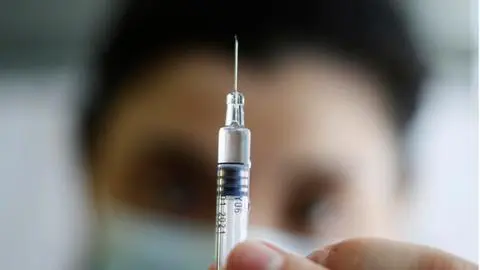 Cadena perpetua para enfermero alemán que mató a pacientes para “descansar más” durante sus turnos
