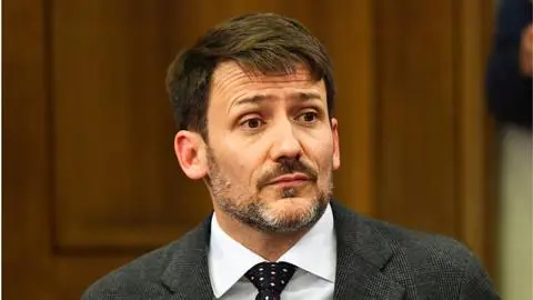 “Es algo doloroso”: Pardow arriesga perder trabajo en la Universidad de Chile si avanza la acusación constitucional en su contra