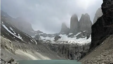 Boric y Fedetur lamentan tragedia en Torres del Paine y gremio apunta a fortalecer la gestión en parques nacionales