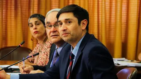 Fiscalía busca formalizar a senador electo por presunto fraude al fisco