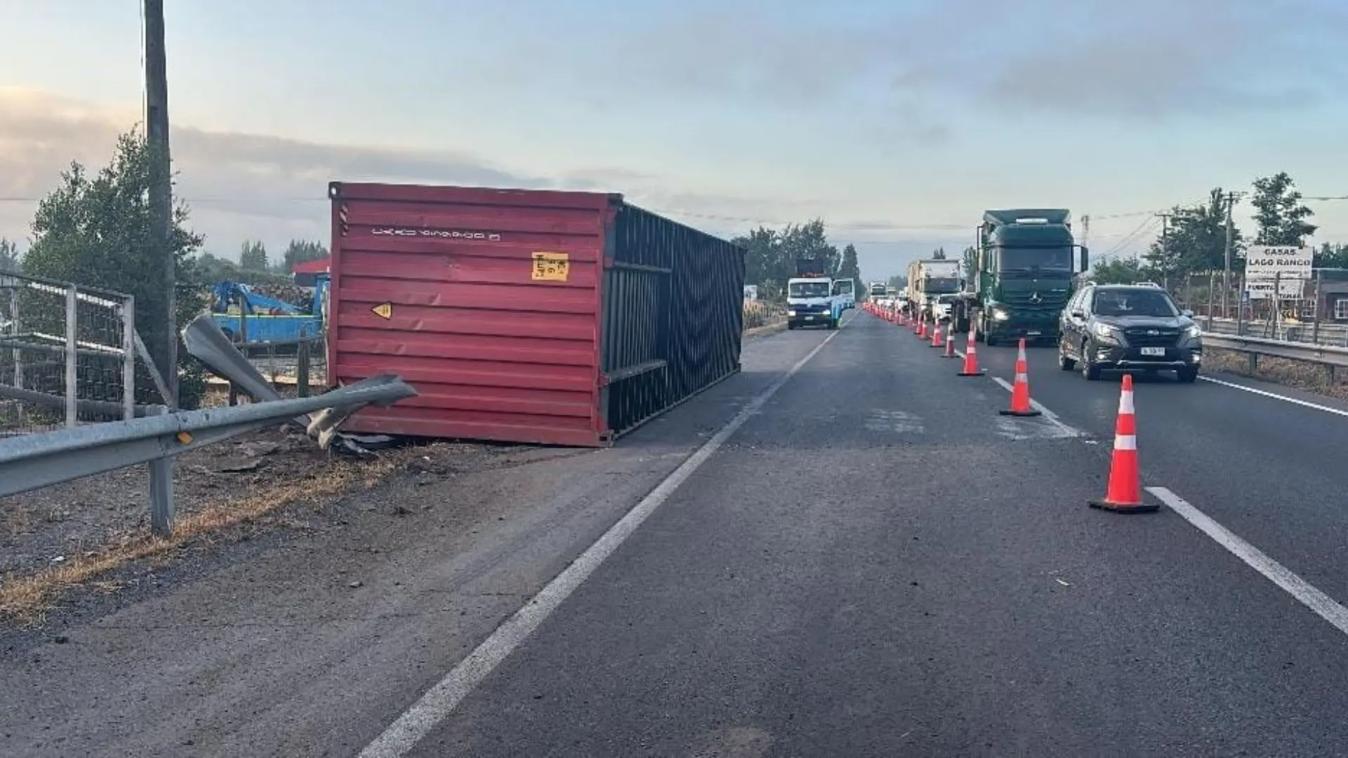 Por tres regiones se extendió persecución por robo de camión en San Antonio