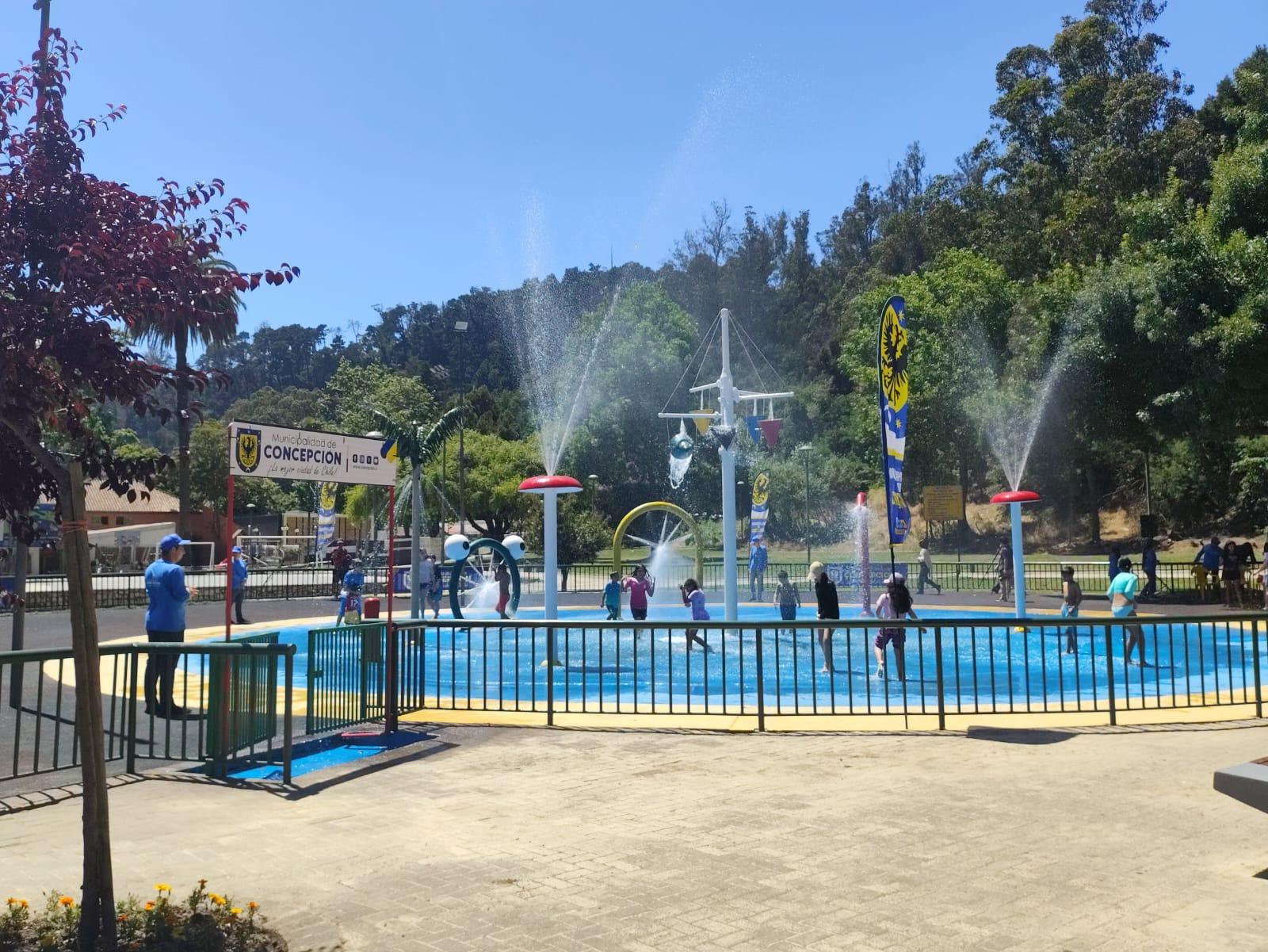Así fue la apertura oficial de los juegos de agua del Parque Ecuador en Concepción