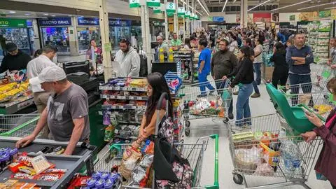 ¿Abrirán los supermercados este feriado?: así funcionarán los locales este domingo de elecciones