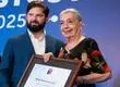 Presidente Boric distingue a profesora de Concepción por su histórica trayectoria sindical en defensa de derechos de trabajadoras y trabajadores