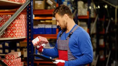Ofrecen más de 1.200 puestos de trabajo en todo Chile para Navidad: no se requiere amplia experiencia previa