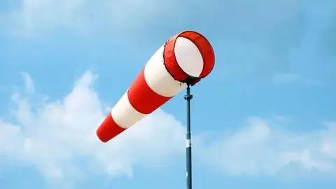 Vientos de hasta 70 km/h afectarán a estos sectores del Biobío entre el viernes y el sábado