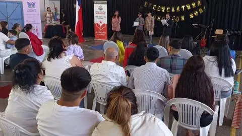 Doce jóvenes reclusos se licencian de enseñanza media en recinto penitenciario de Coronel