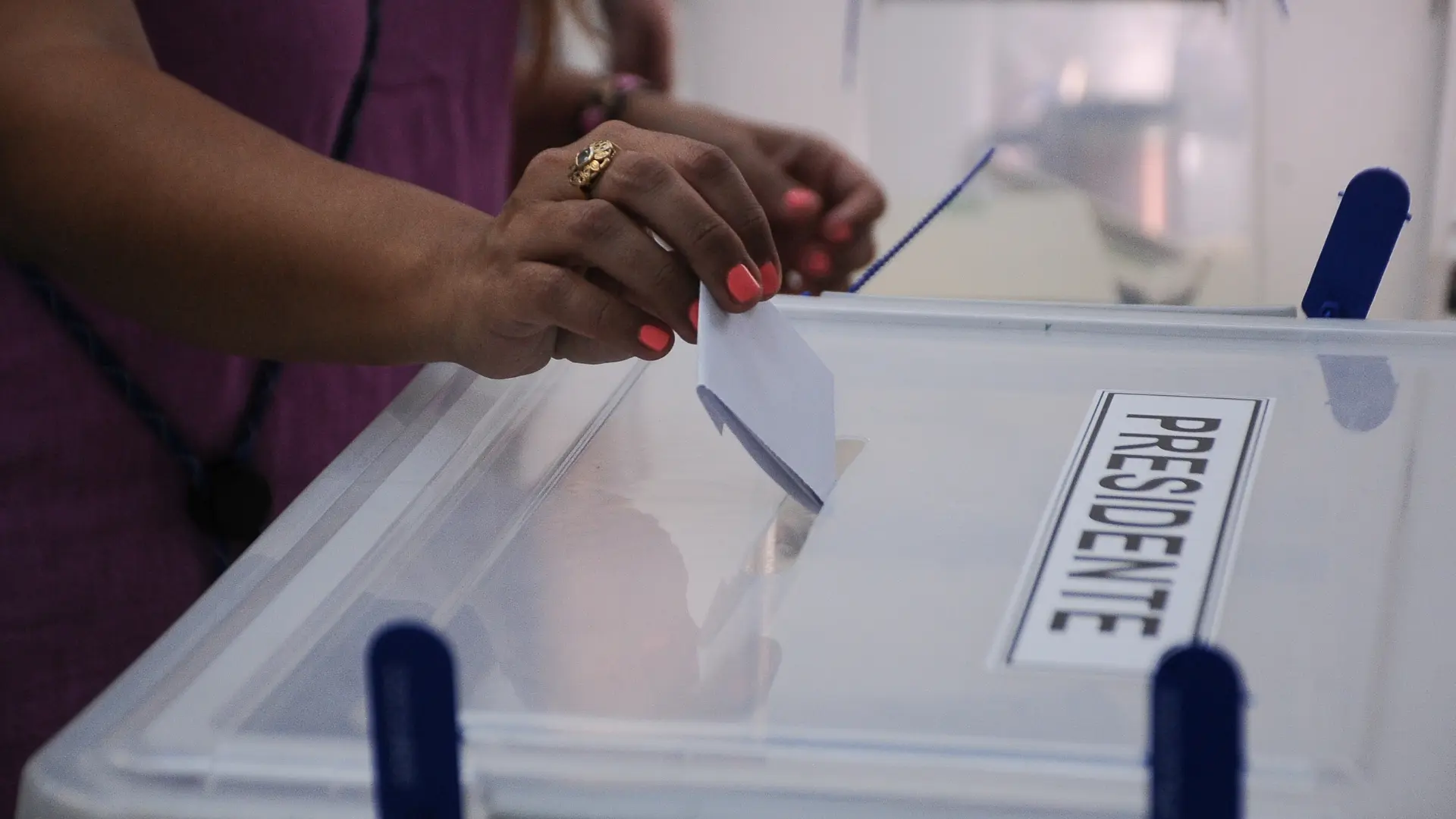 Comienza segunda vuelta de elección presidencial 2025: Abren mesas de votación en Nueva Zelanda