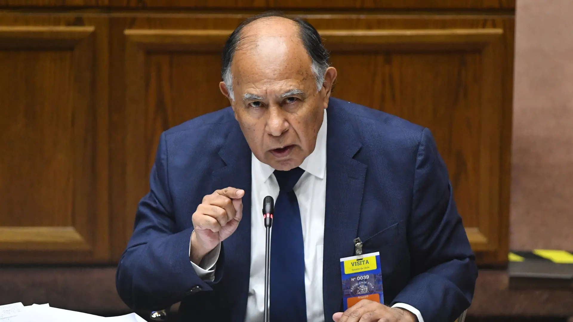 Las causas que conformaron la aprobada Acusación Constitucional contra Diego Simpertigue
