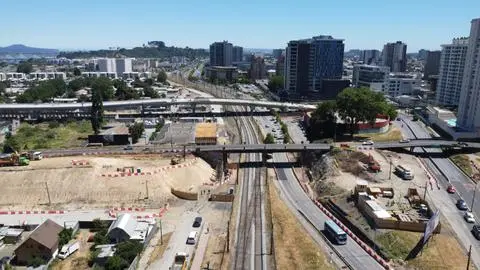 Actual Puente Esmeralda solo será demolido cuando el nuevo esté operativo: Obras tienen un 14% de avance en Concepción