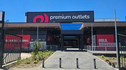 Reconocidas marcas de ropa deportiva y hogar llegarán al Premium Outlets Concepción