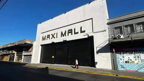 Nuevo mall chino ocupa el ex edificio de Corona en calle Freire de Concepción