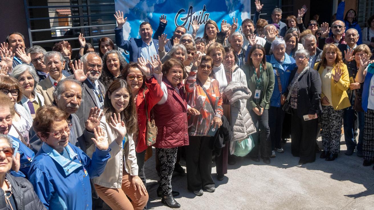 Concepción se convirtió en la segunda comuna del Biobío en recibir sello de buen trato a las personas mayores de parte de SENAMA