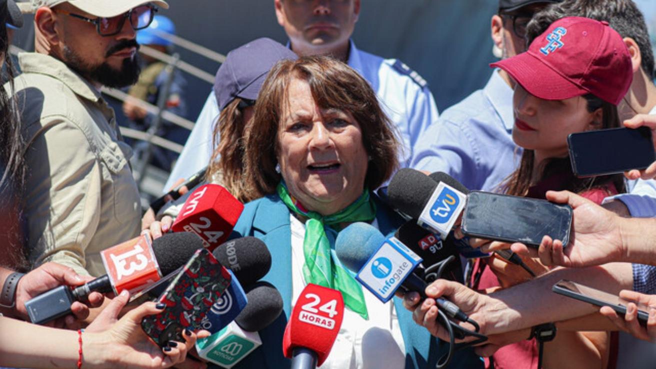 Ministra de Defensa abre la puerta a desescalamiento del Estado de Excepción en la Macrozona Sur