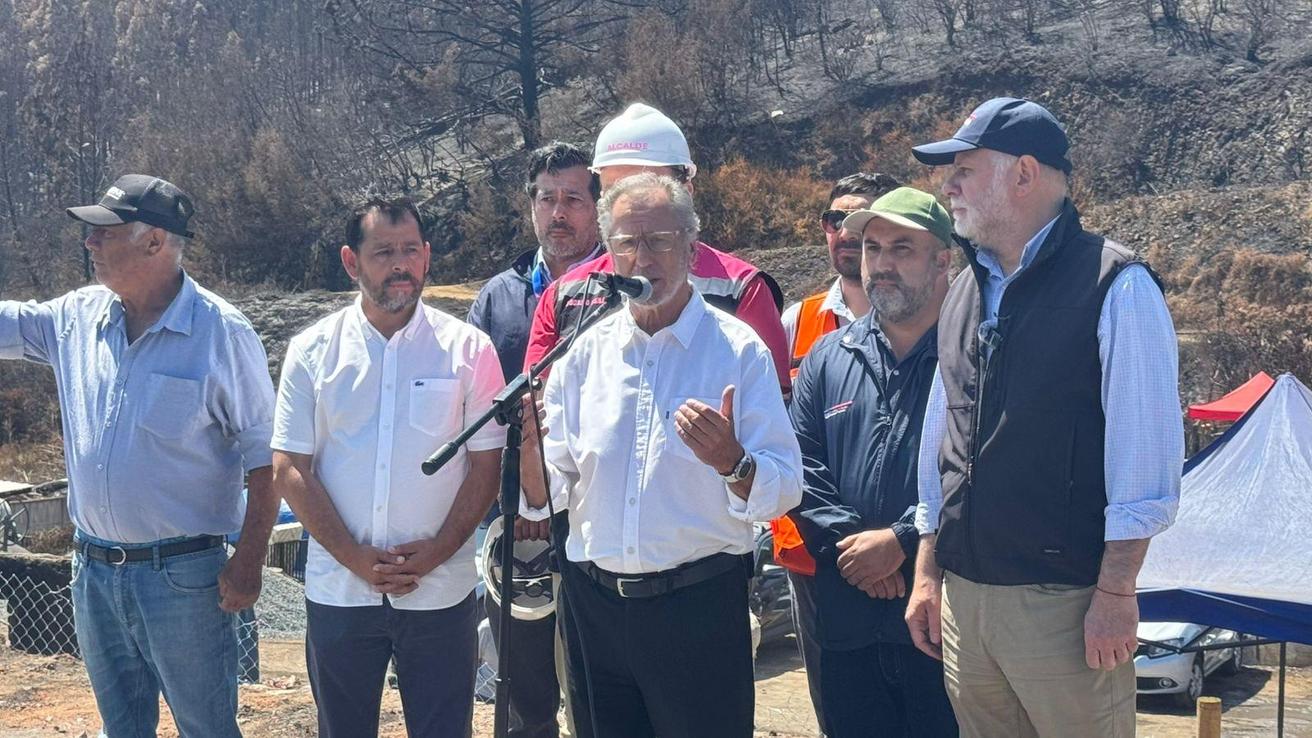Biministro de Economía y Energía anuncia “campaña” con los influencers para ayudar a negocios dependientes del turismo en Tomé y Dichato