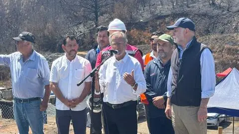 Biministro de Economía y Energía anuncia “campaña” con los influencers para ayudar a negocios dependientes del turismo en Tomé y Dichato