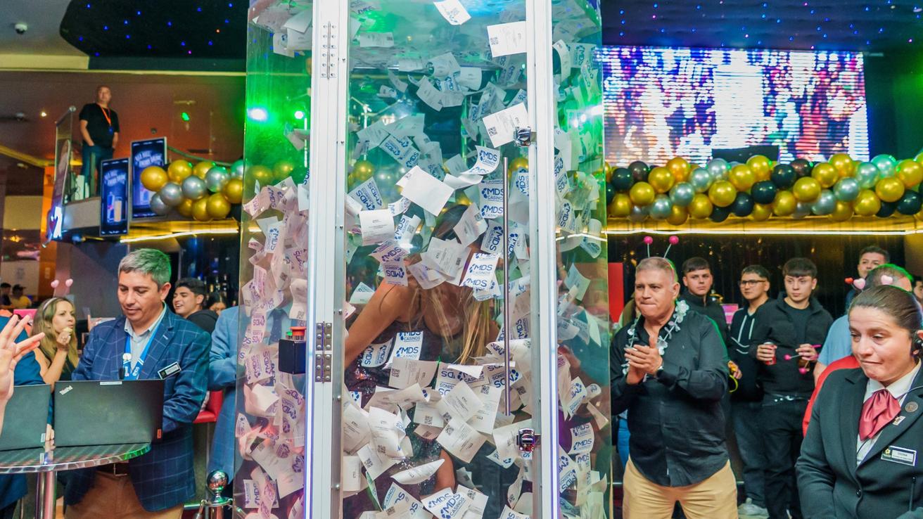 Casino Marina del Sol Talcahuano celebra el verano con shows en vivo, fiestas y millones en juego