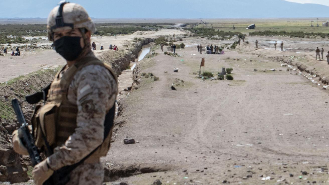 Hallan dos cuerpos de ciudadanos chilenos en Bolivia: Tendrían signos de haber sido torturados y quemados